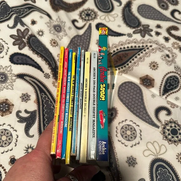 9 vintage Archie Comics Collection - Picture 3 of 4
